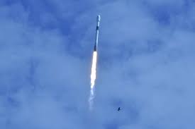 https://nara.getarchive.net/search?q=A%20Falcon%209%20Starlink%20rocket%20successfully%20launches%20from